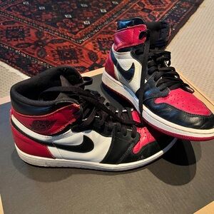 Nike Air Jordan 1 High Red Black White Sneakers